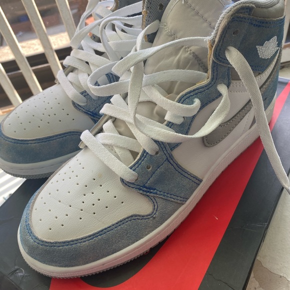 YOUTH Air Jordan 1 retro high OG - Picture 3 of 7